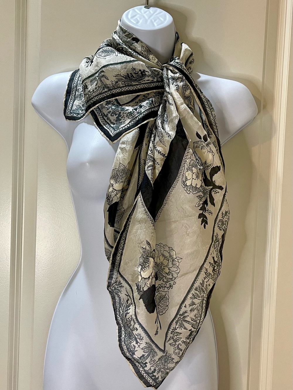 Vintage 70’s 100% Silk Scarf Asian Bird Motif